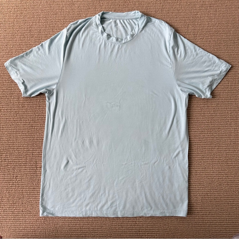 LAKE men’s tee, size S